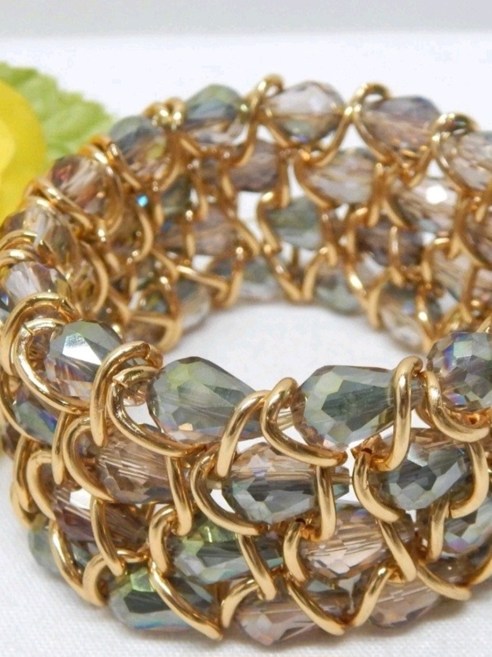 Gold-Tone Beaded Stretch Bracelet with Iridescent Gray Beads